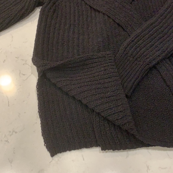 Sweater - Picture 3 of 4